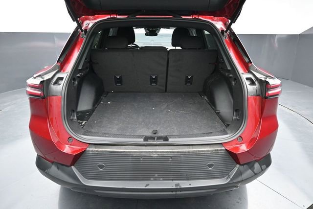 Used 2025 Chevrolet Equinox EV LT w/ Comfort Package FWD image 9