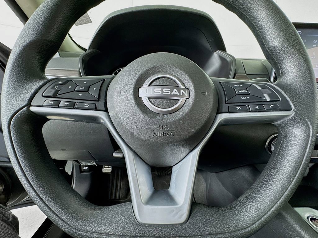 Used 2025 Nissan Altima 2.5 SV image 38