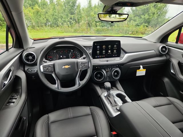 New 2026 Chevrolet Blazer LT w/ Sound & Technology Package FWD image 20