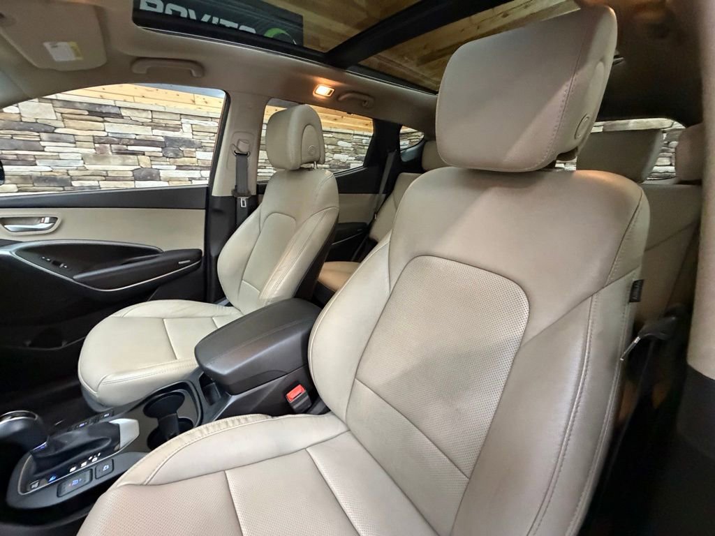 Used 2017 Hyundai Santa Fe Sport image 12