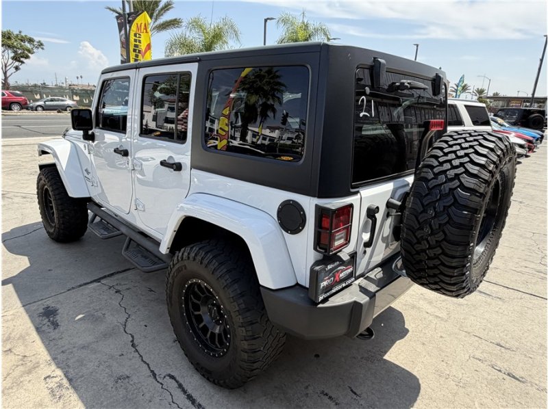 Used 2015 Jeep Wrangler Unlimited Sport AWD/4WD image 4