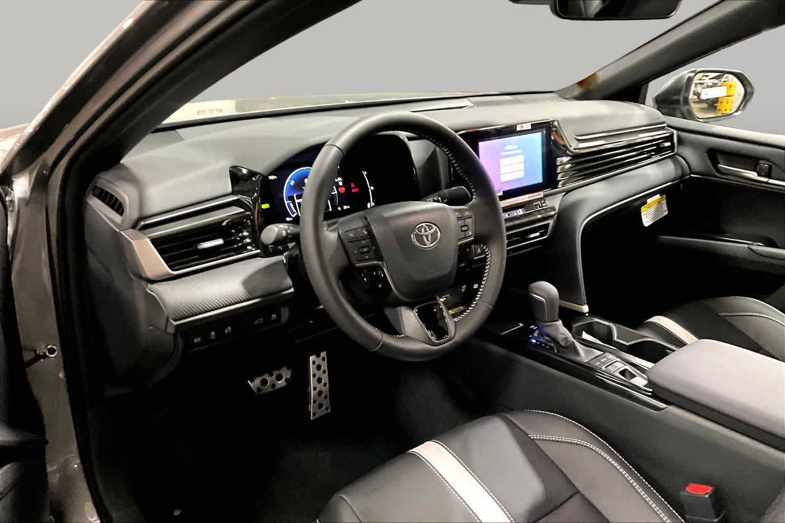 New 2026 Toyota Camry SE AWD/4WD image 8