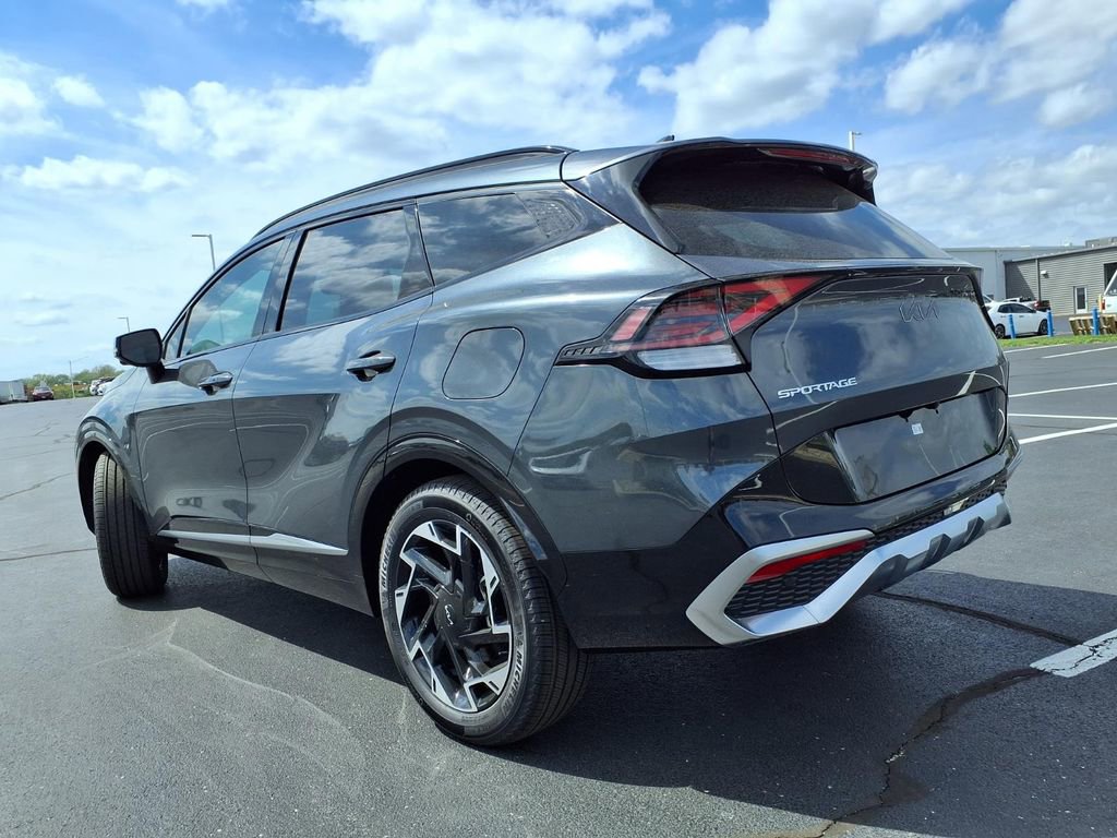 Used 2025 Kia Sportage SX image 36