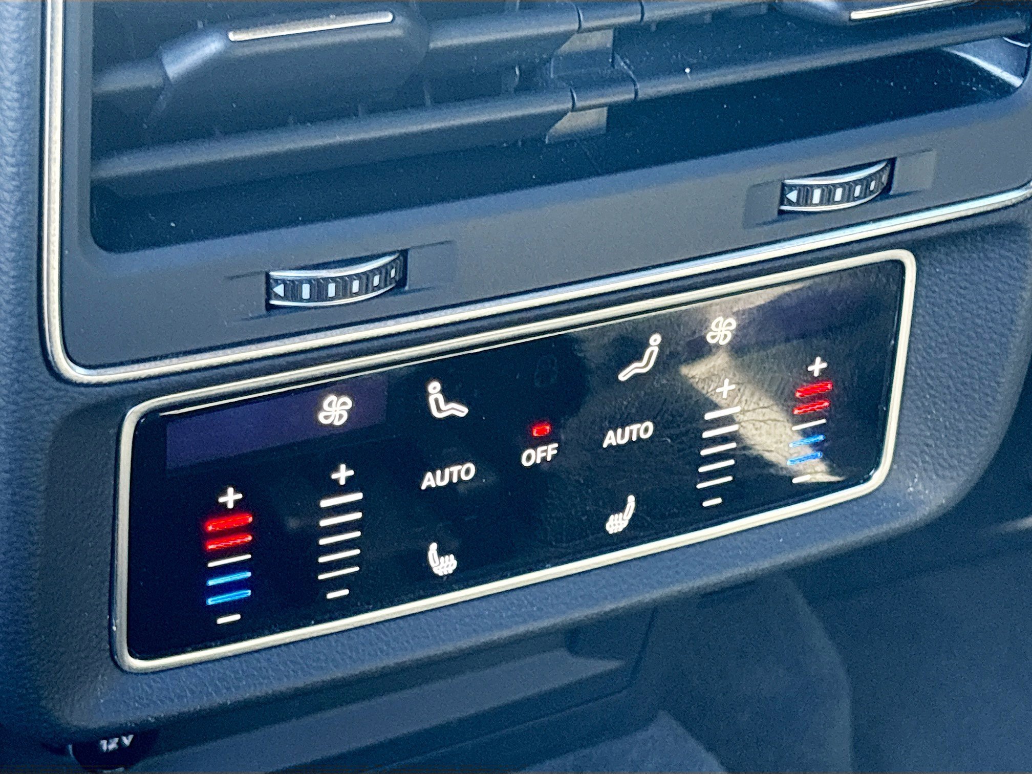 Used 2022 Audi RS Q8 image 20