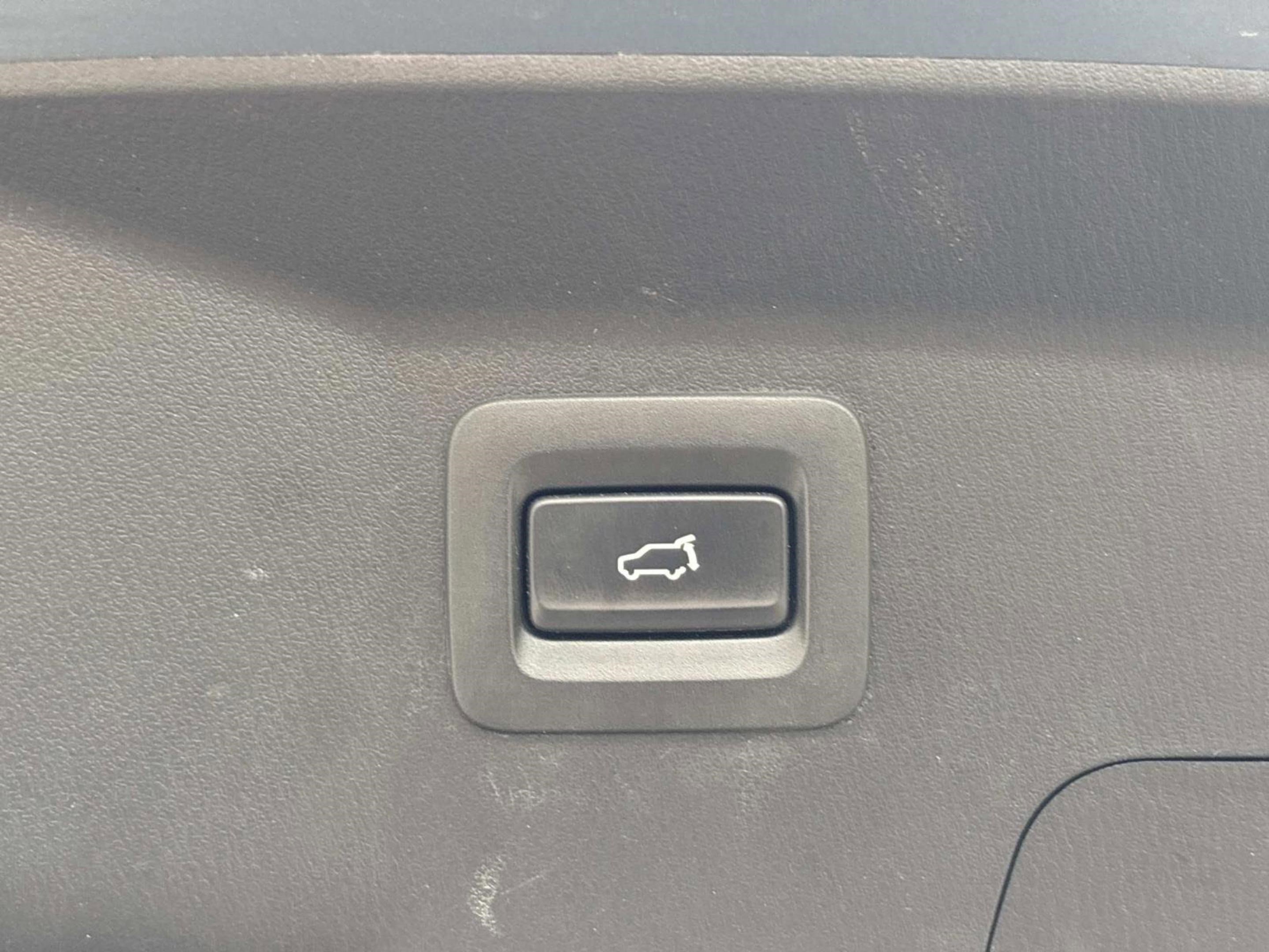 Used 2022 MAZDA CX-9 Carbon Edition image 13