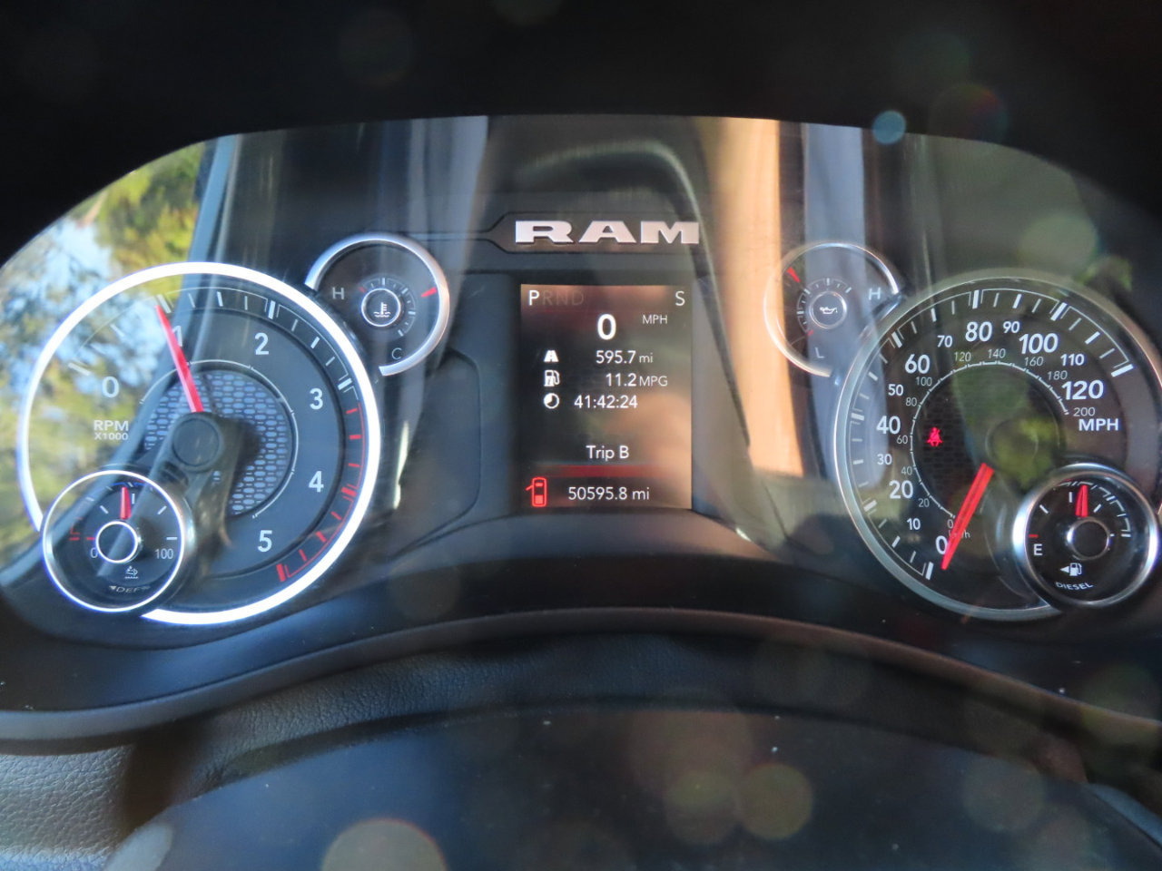 Used 2024 RAM 2500 Tradesman w/ Chrome Appearance Group image 25