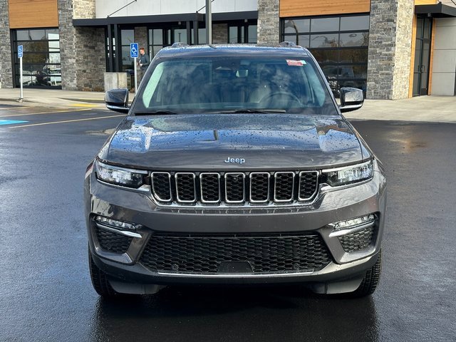 Used 2023 Jeep Grand Cherokee 4WD 4xe w/ Luxury Tech Group II image 3