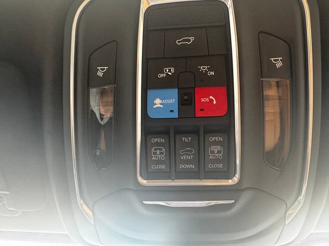 New 2026 Jeep Grand Cherokee Summit AWD/4WD image 40