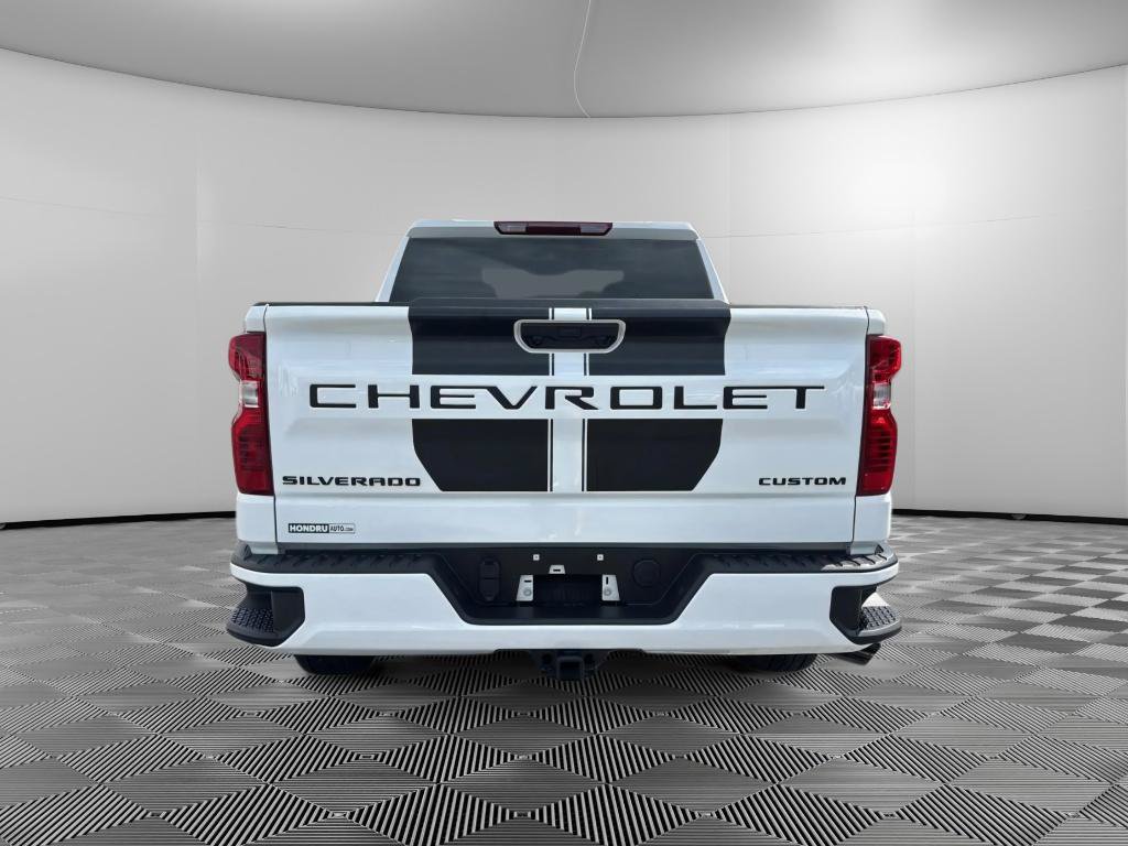 Used 2026 Chevrolet Silverado 1500 Custom w/ Rally Edition AWD/4WD image 8