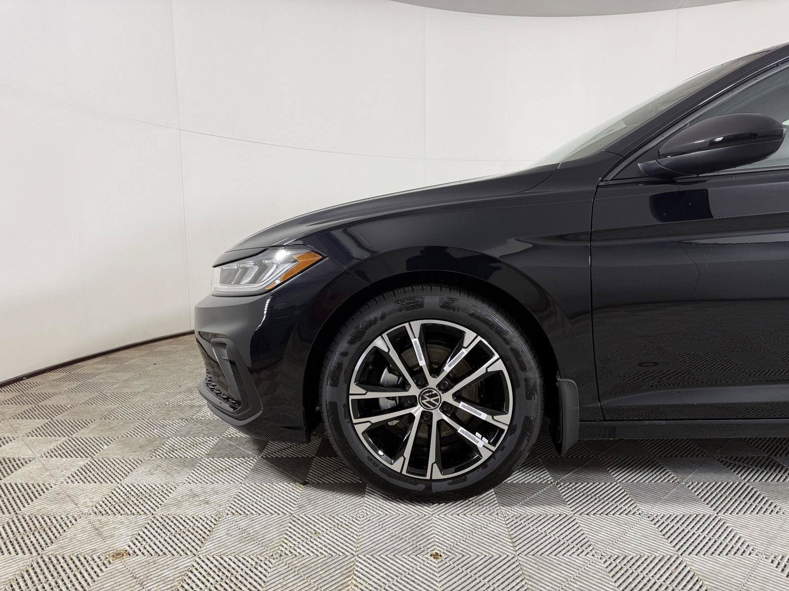 New 2026 Volkswagen Jetta Sport FWD image 10
