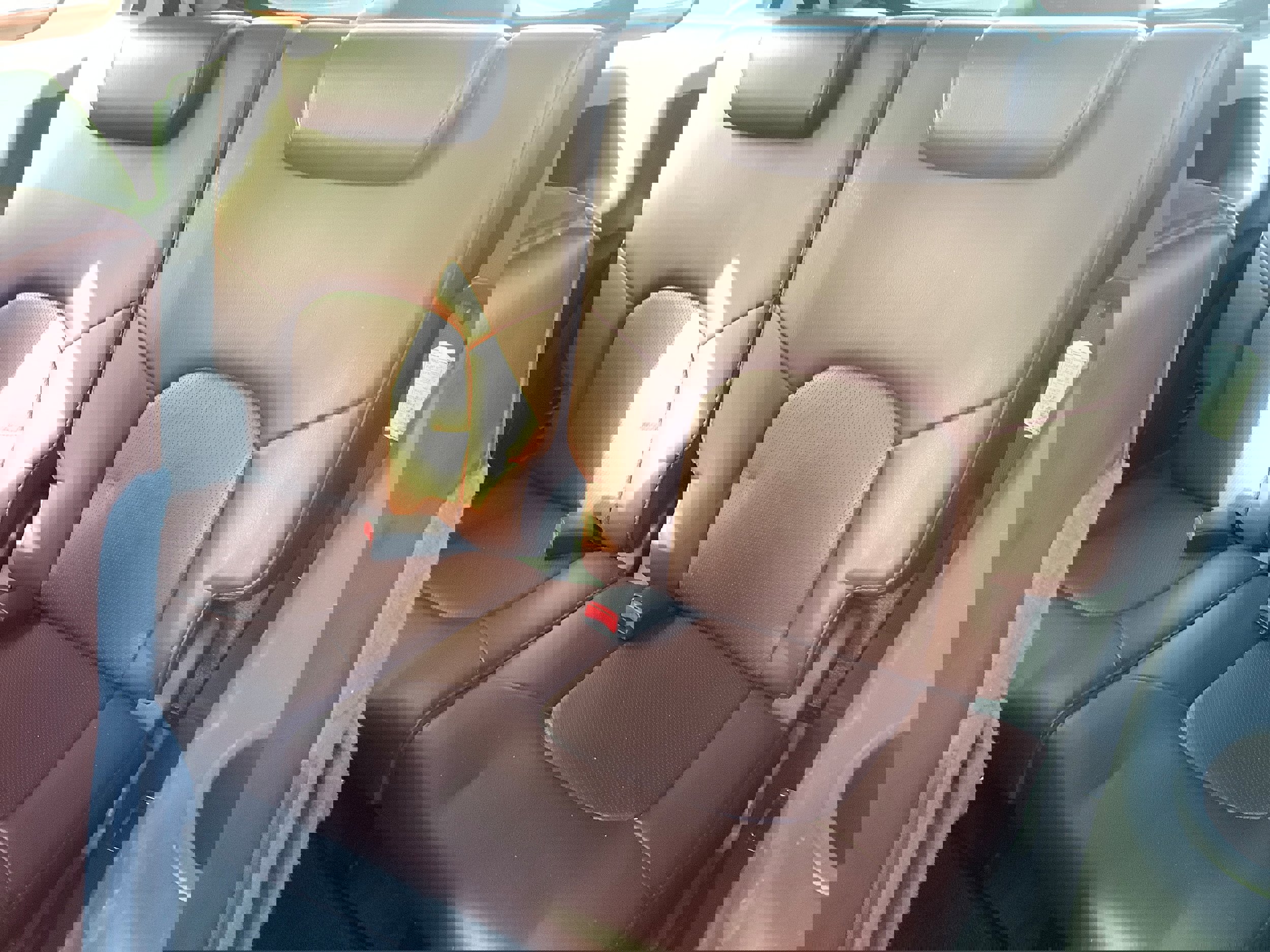 Used 2008 Nissan Pathfinder SE w/ Leather Pkg image 11