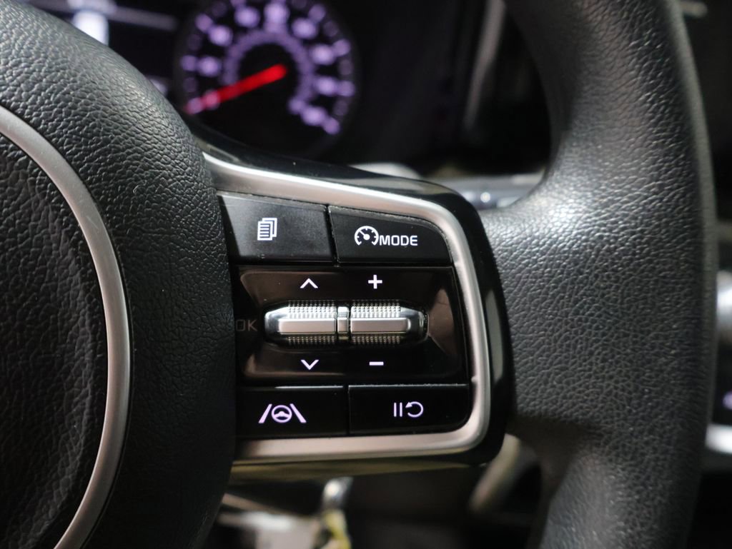 Used 2022 Kia Sorento LX image 34