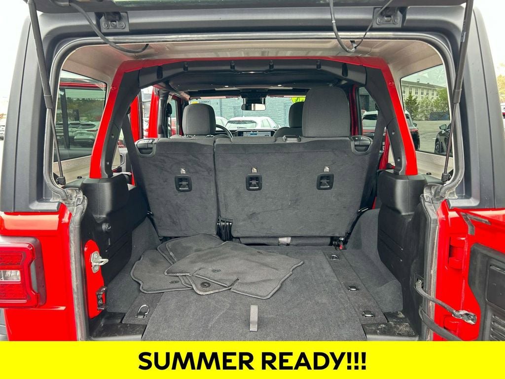 Used 2024 Jeep Wrangler Unlimited Rubicon AWD/4WD image 11