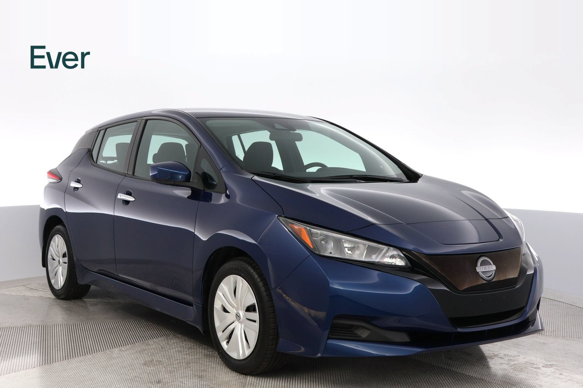 Used 2025 Nissan Leaf S FWD image 13