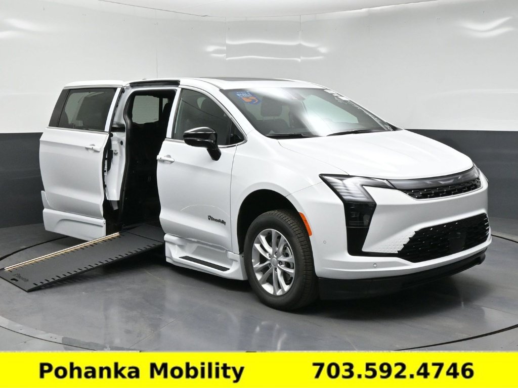 Used 2027 Chrysler Pacifica Select w/ Family Tech Group