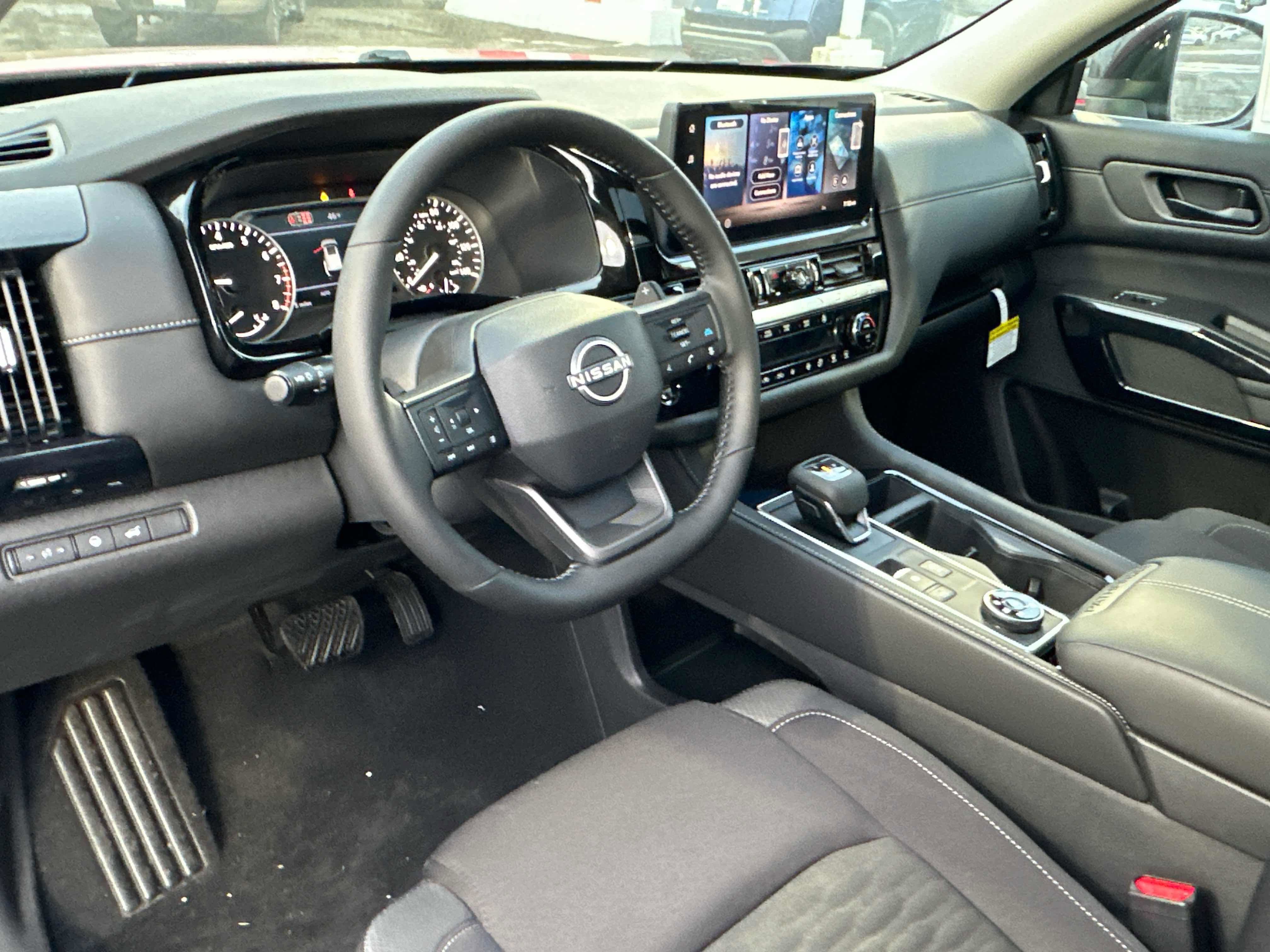 New 2026 Nissan Pathfinder SV AWD/4WD image 32