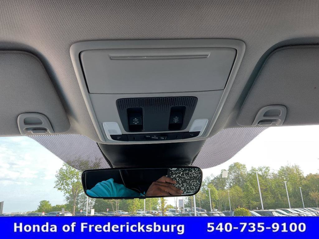 Certified 2024 Honda Pilot Elite image 43