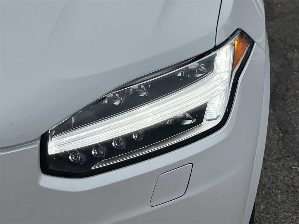 Used 2022 Volvo XC90 T8 Inscription Expression w/ Advanced Package image 9
