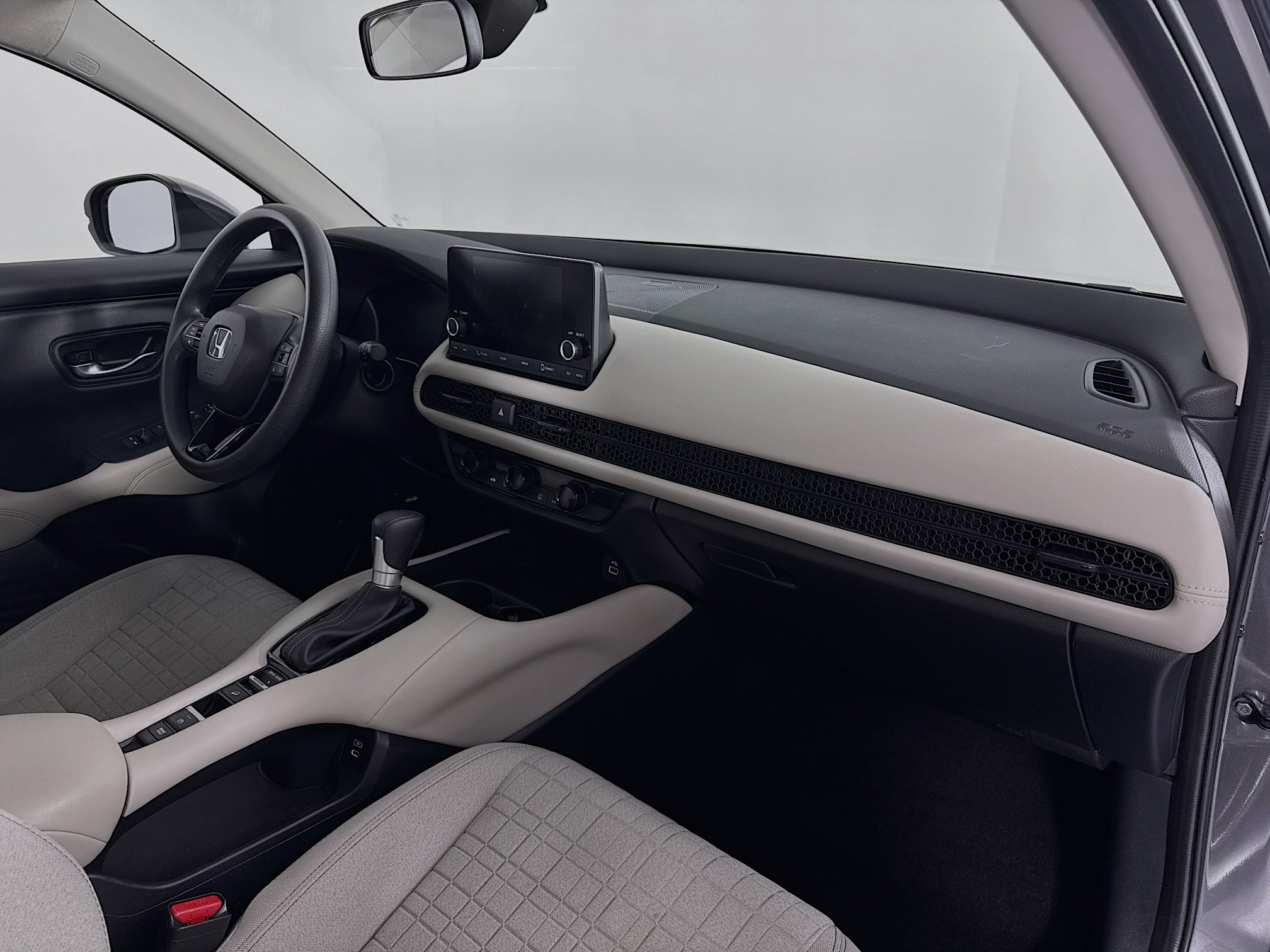 Certified 2024 Honda HR-V LX image 26