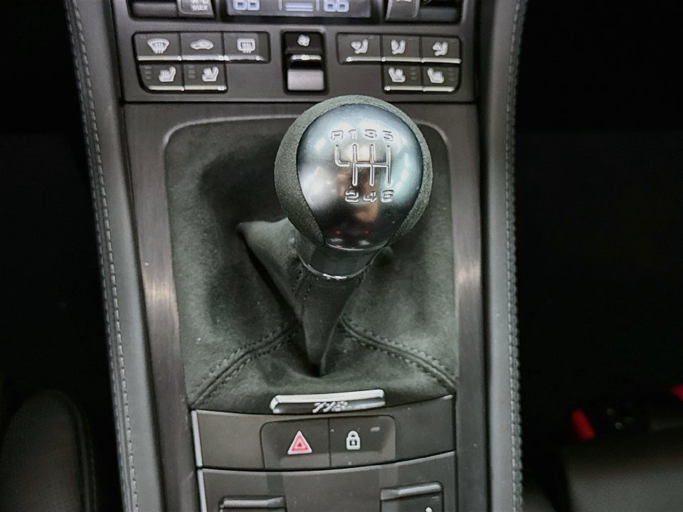 Certified 2025 Porsche 718 Cayman GTS RWD image 18