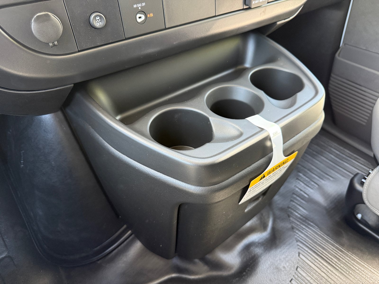 New 2026 Chevrolet Express 3500 RWD image 13