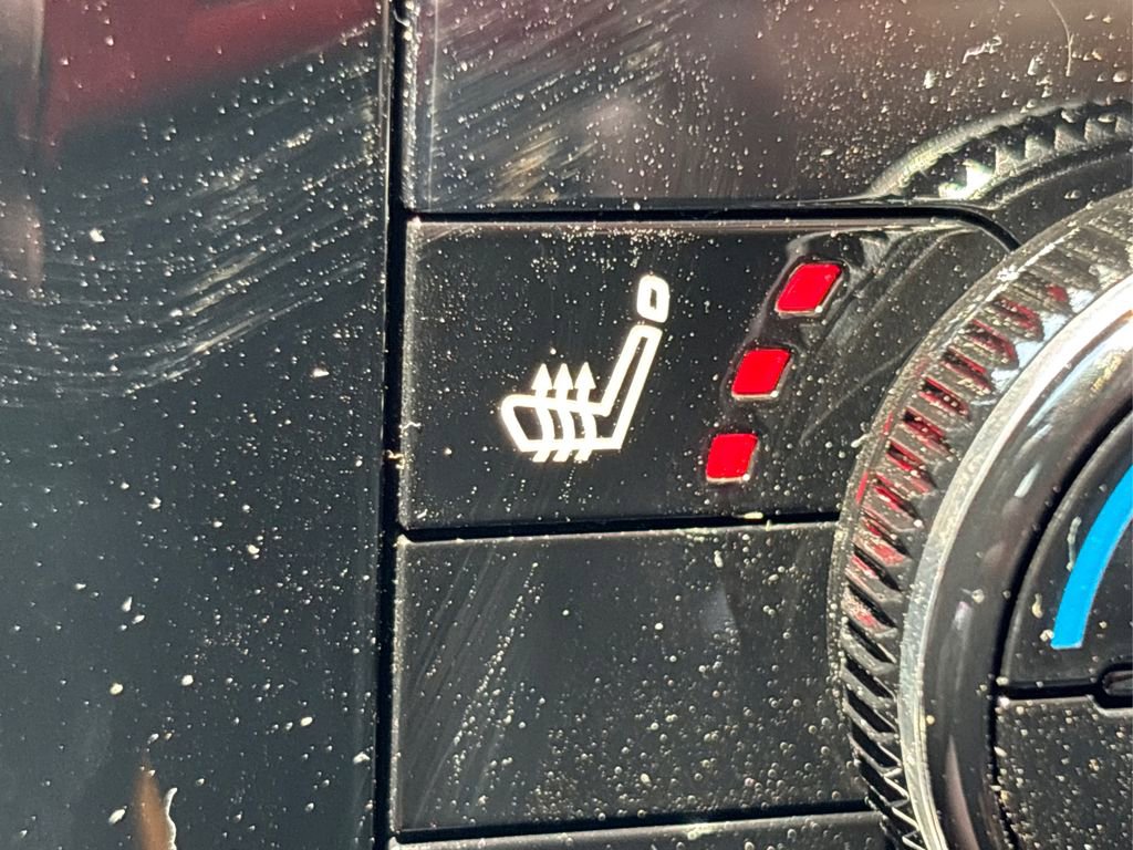 Used 2025 Nissan Rogue SL AWD/4WD image 35