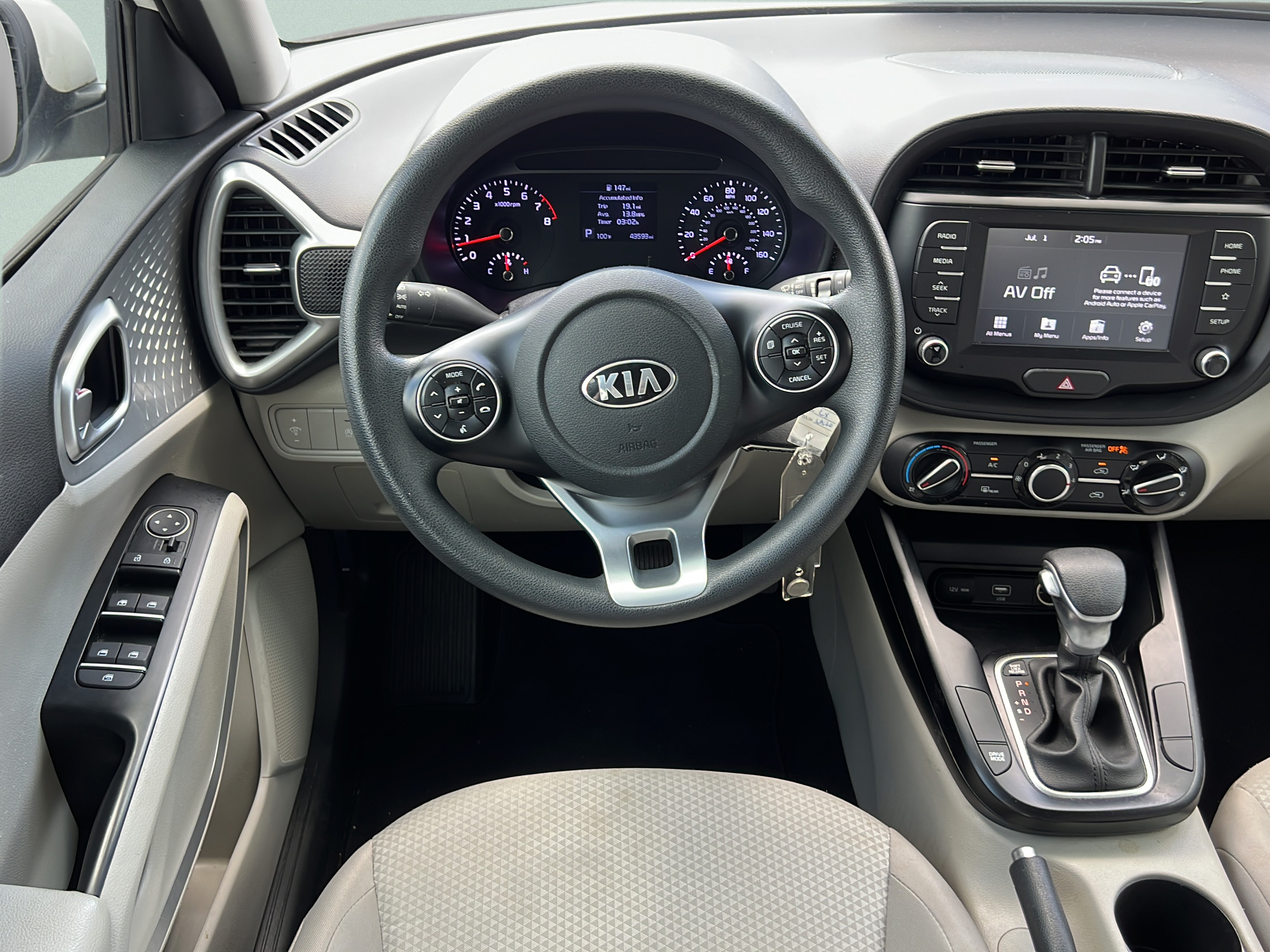 Used 2020 Kia Soul LX FWD image 15