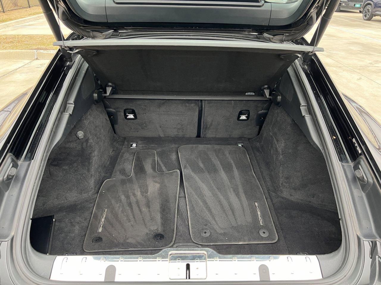 Used 2022 Porsche Panamera Platinum Edition image 24