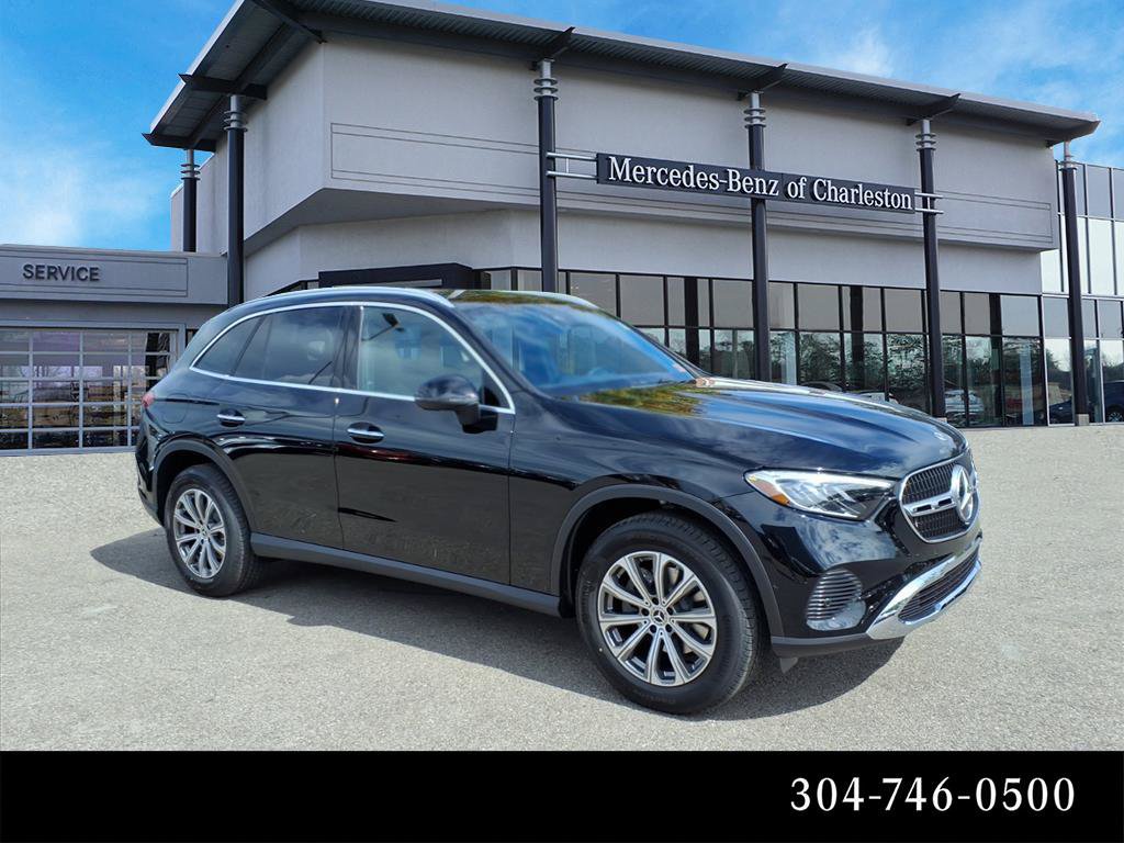Used 2026 Mercedes-Benz GLC 300 4MATIC image 1