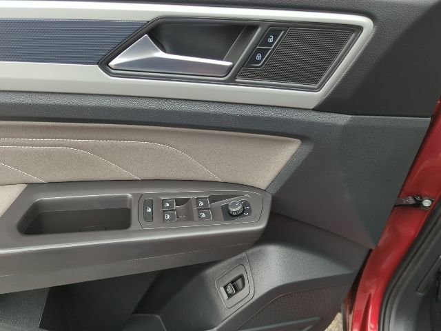 Used 2023 Volkswagen Atlas Cross Sport SEL R-Line image 16