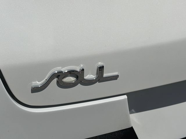 Used 2020 Kia Soul S FWD image 9
