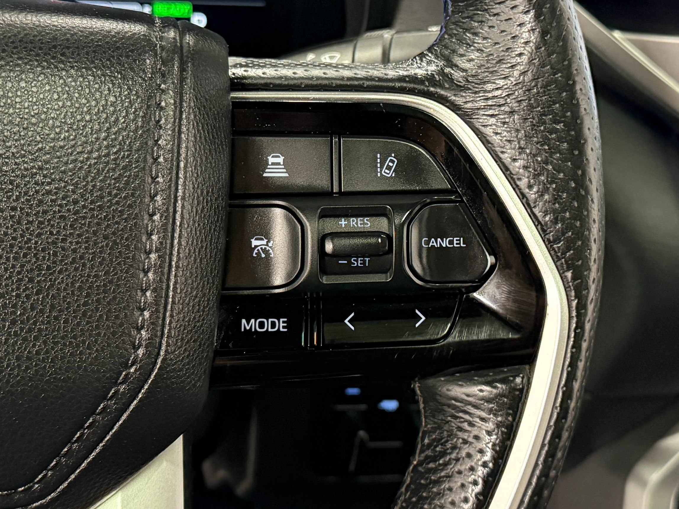 Used 2022 Toyota Tundra Platinum AWD/4WD image 20