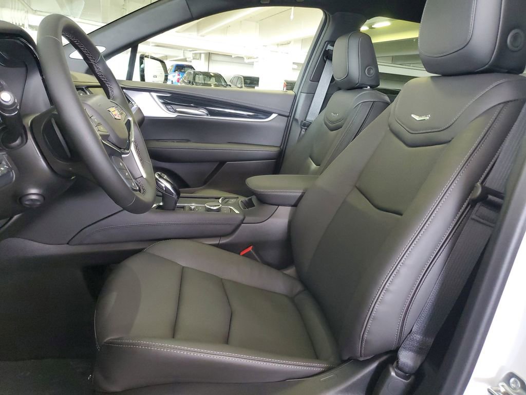 New 2026 Cadillac XT5 Premium Luxury w/ Driver Assist Package FWD image 16