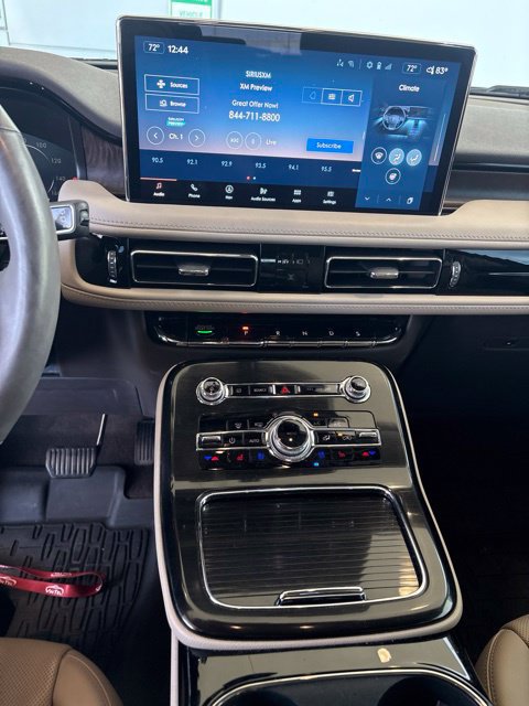 Used 2022 Lincoln Nautilus Reserve FWD image 38