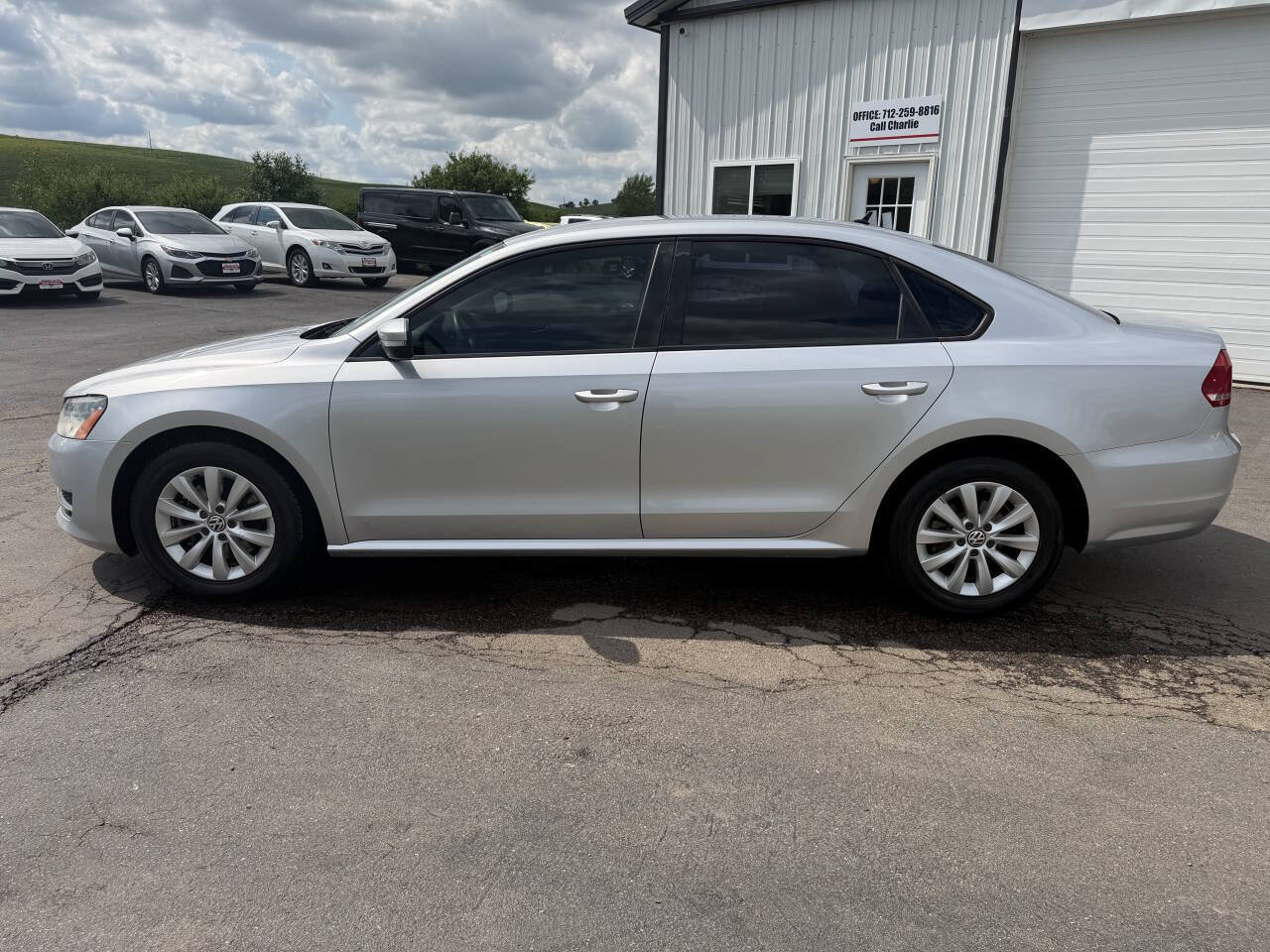 Used 2012 Volkswagen Passat 2.5 S FWD image 2