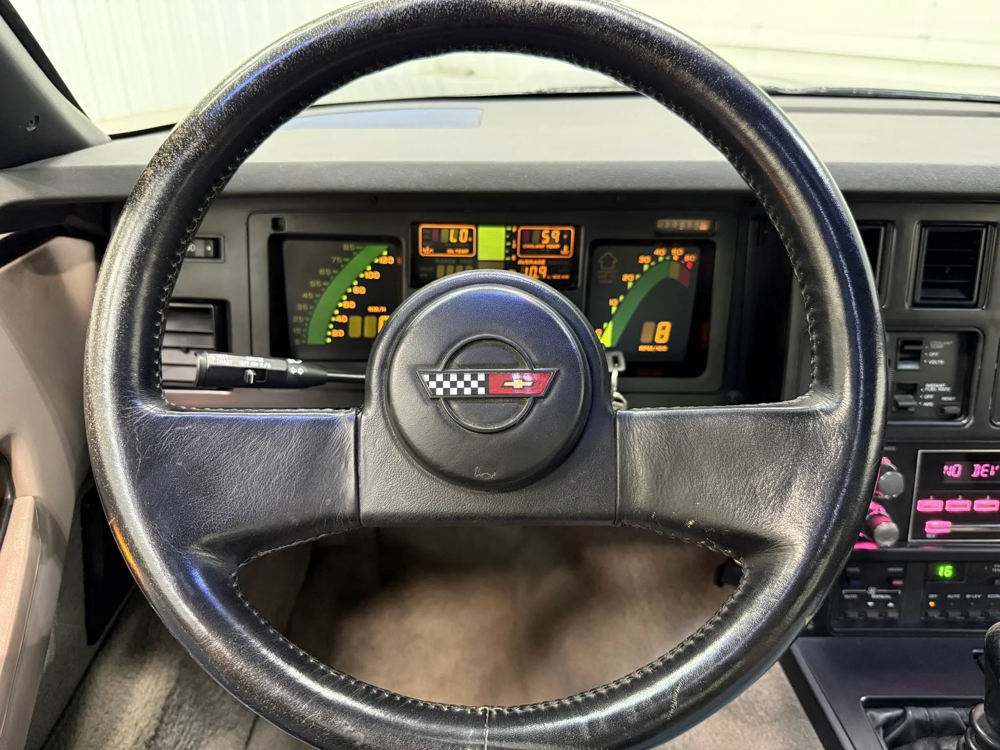 Used 1989 Chevrolet Corvette Coupe RWD image 19
