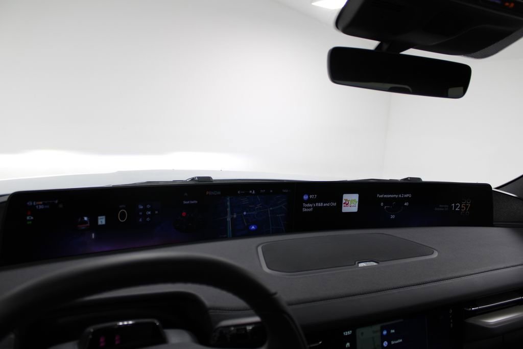 New 2025 Lincoln Navigator Reserve w/ Jet Appearance Package image 40