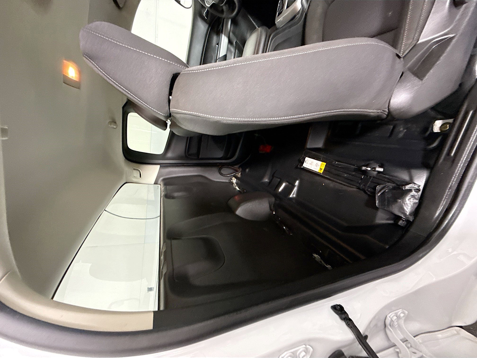 Used 2022 Chevrolet Colorado LT w/ Fleet Safety Package RWD image 26
