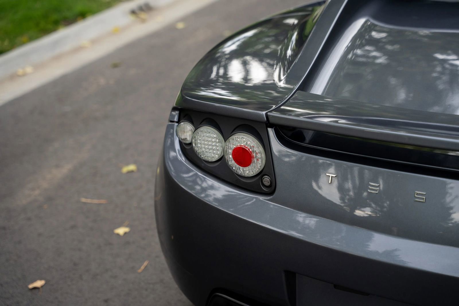 Used 2011 Tesla Roadster Sport image 49