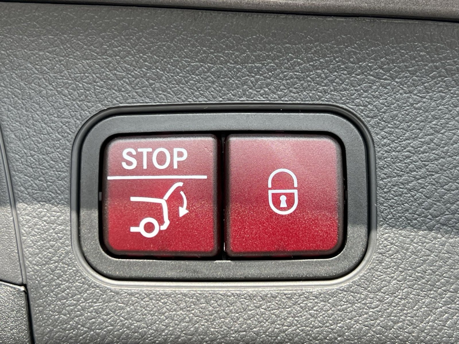 Certified 2026 Mercedes-Benz GLA 250 4MATIC image 25