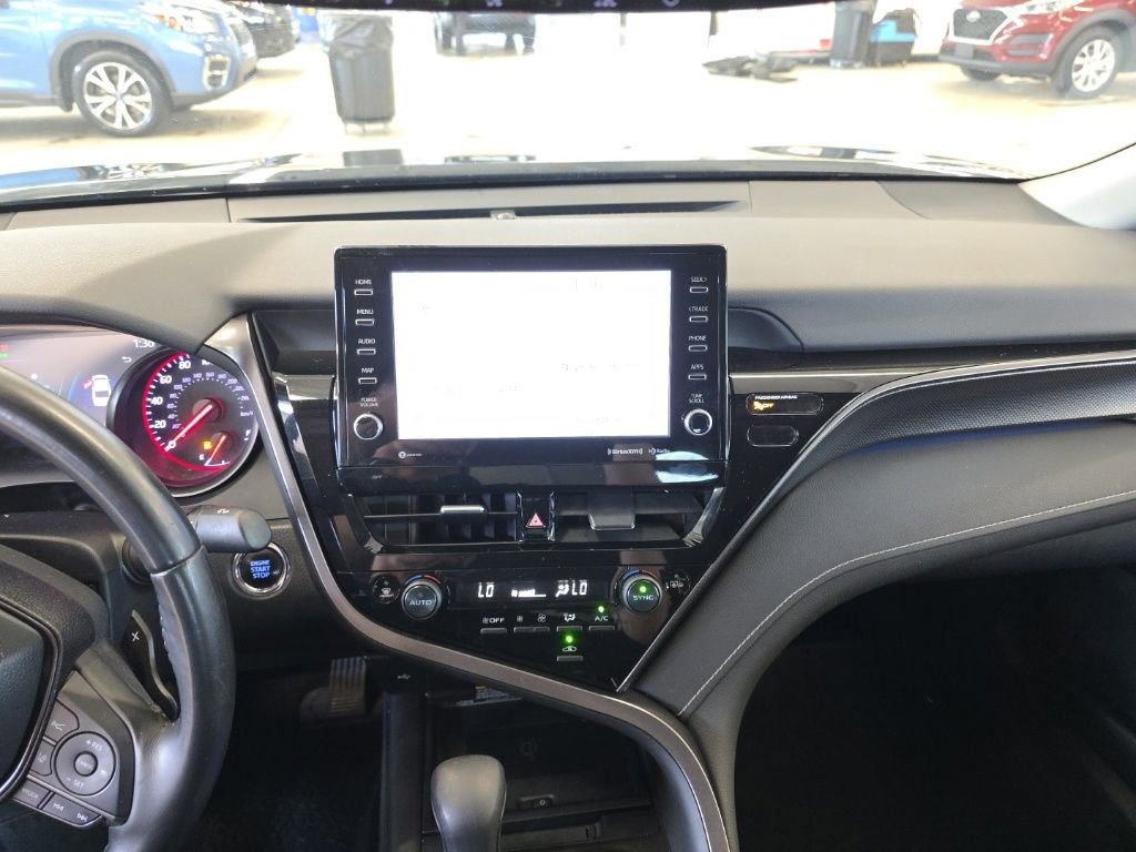 Used 2021 Toyota Camry XSE image 17