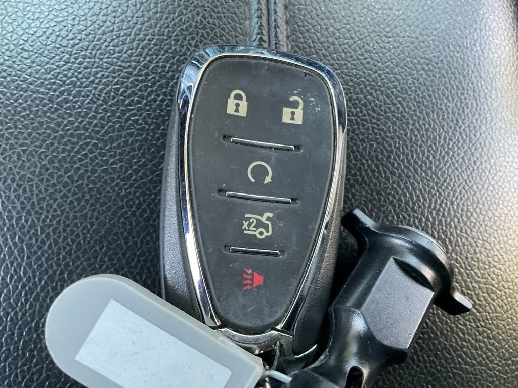 Used 2023 Chevrolet Malibu LT image 36