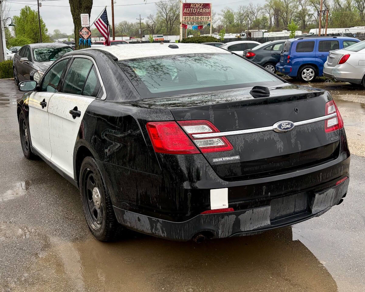 Used 2014 Ford Taurus Police Interceptor AWD w/ 2-tone Vinyl Package #1 image 3