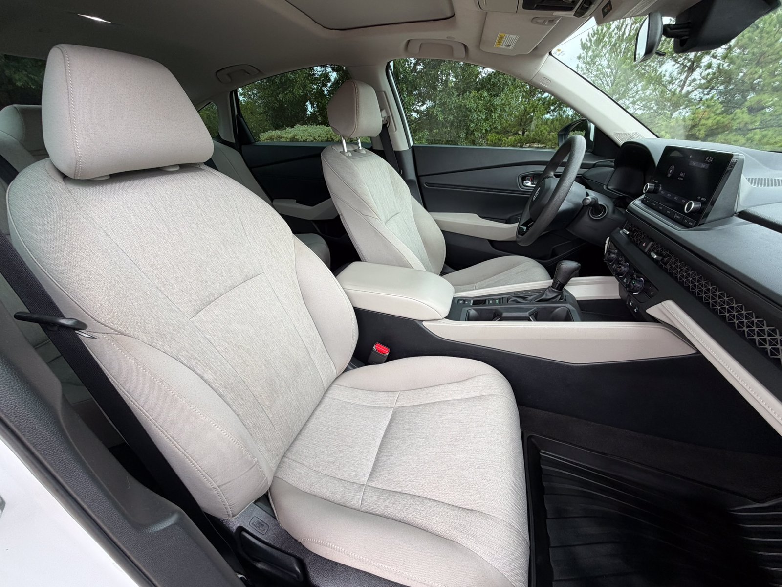 Used 2023 Honda Accord EX image 14