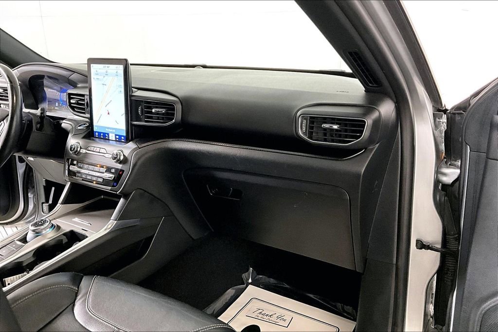 Used 2020 Ford Explorer ST w/ ST Street Pack image 16