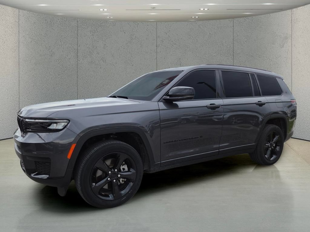 Used 2023 Jeep Grand Cherokee L Laredo RWD image 10