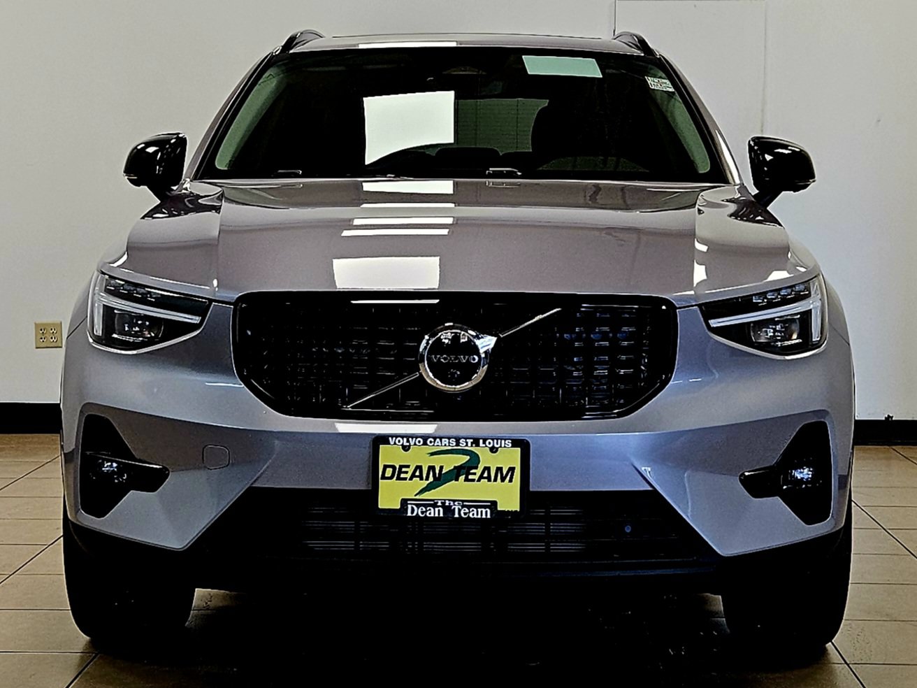 New 2026 Volvo XC40 B5 Ultra w/ Climate Package AWD/4WD image 7