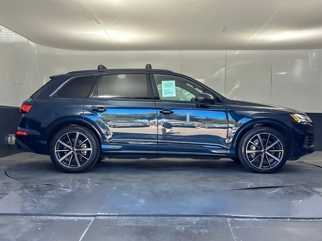 Used 2023 Audi Q7 3.0T Prestige w/ Prestige Package AWD/4WD image 2