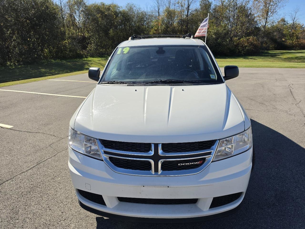 Used 2019 Dodge Journey SE FWD image 2
