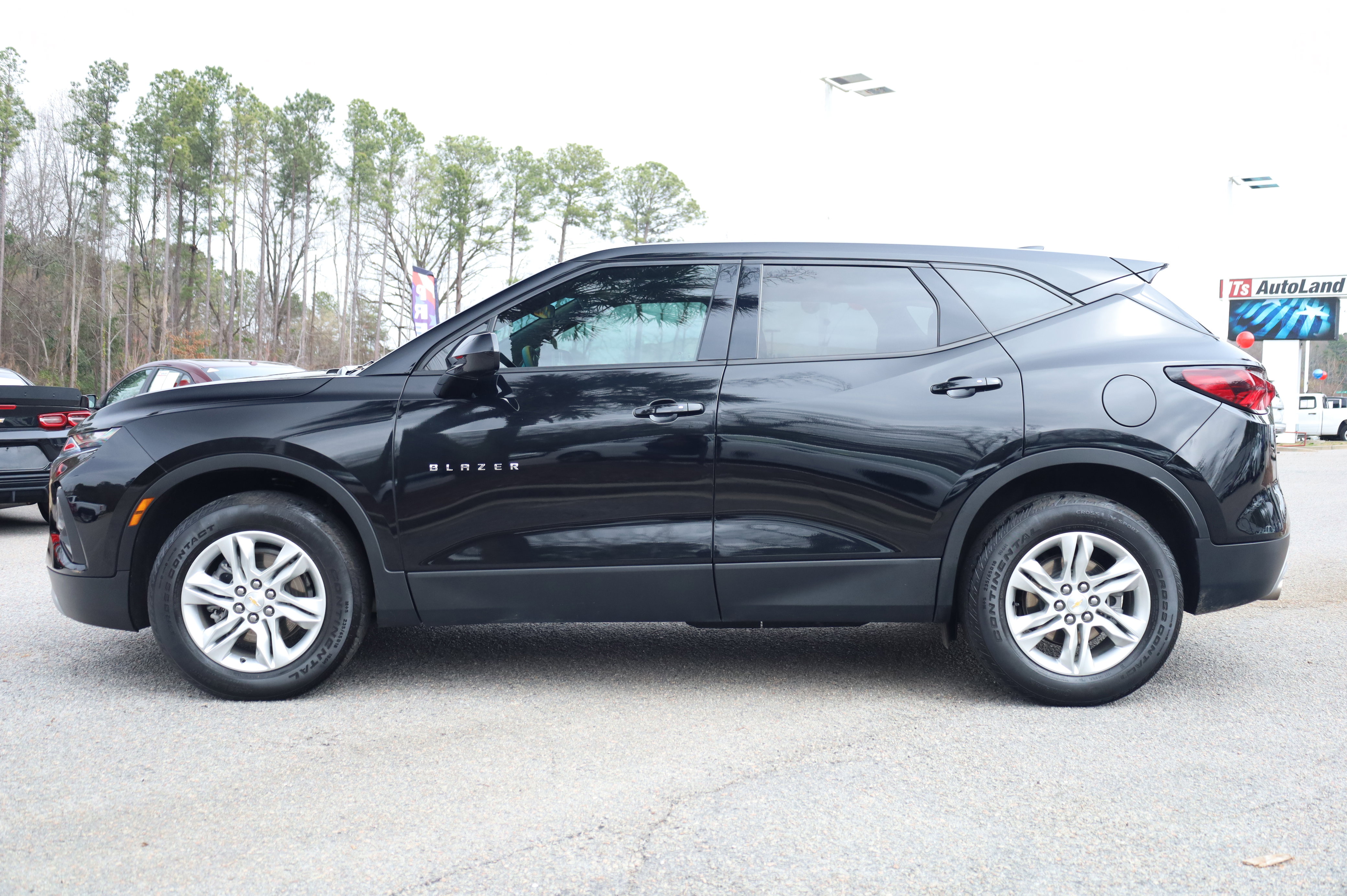 Used 2022 Chevrolet Blazer LT image 3